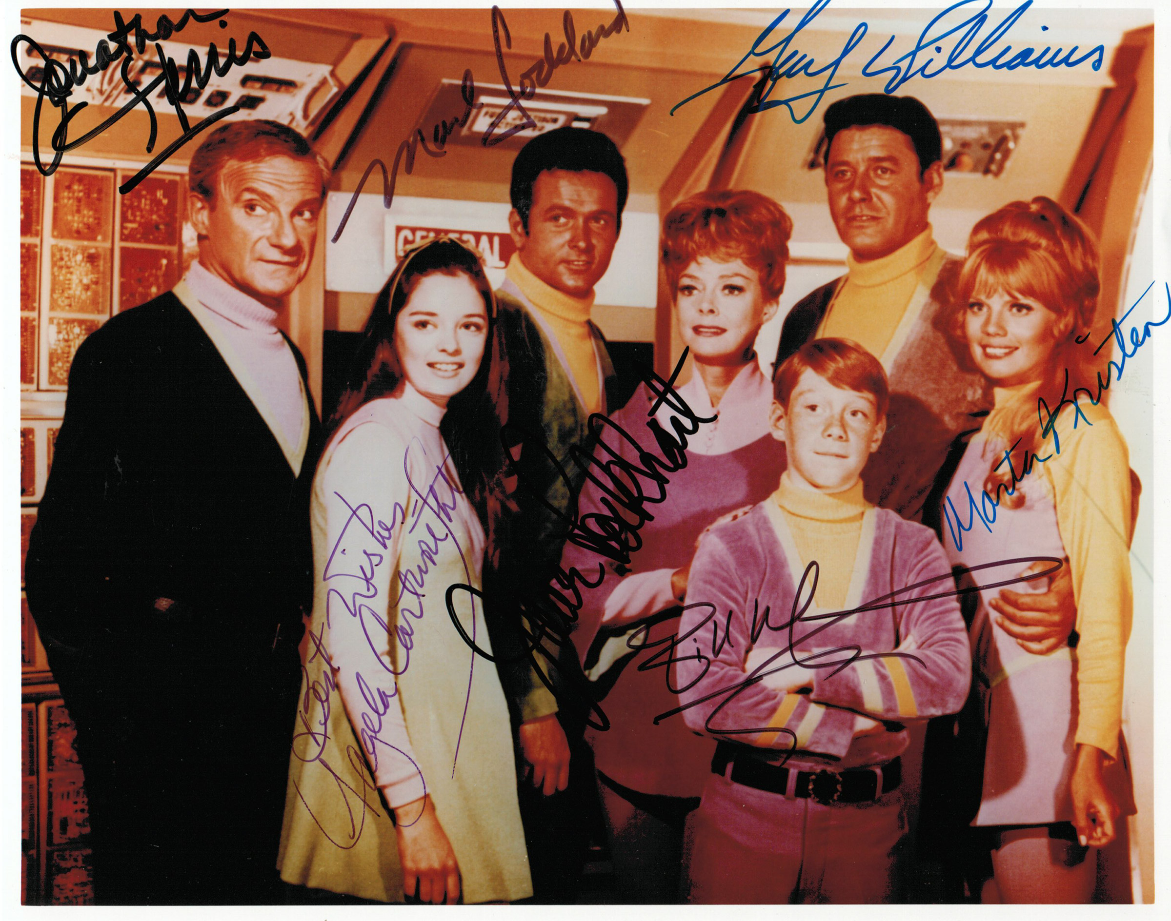 “Lost In Space” Cast Photo Signed by All Members